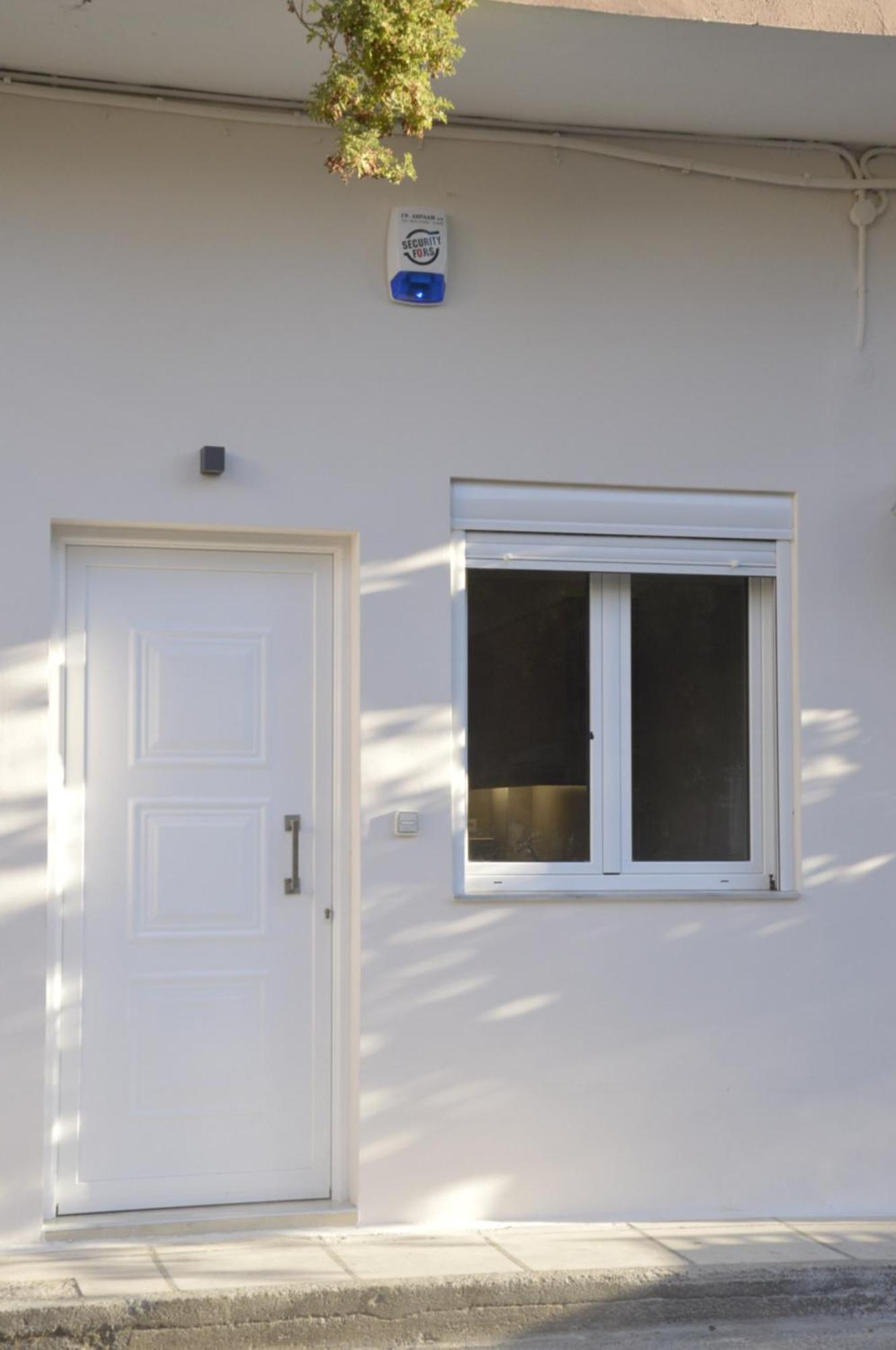 Neon Apartment, Modern, High Quality, Central Apt, Heraklion City Ngoại thất bức ảnh